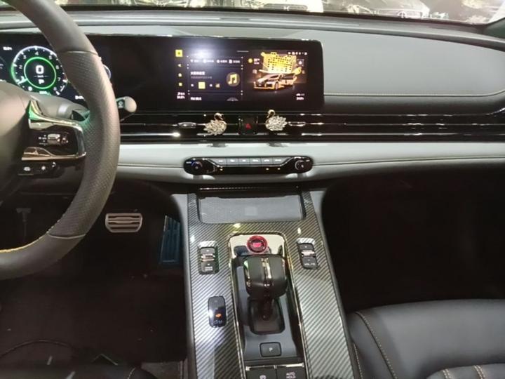 GAC Trumpchi Empow 2023 270T DCT J16 photo 8