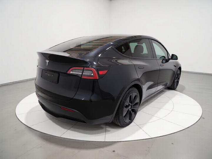 Model Y 2022 Facelift RWD photo 4
