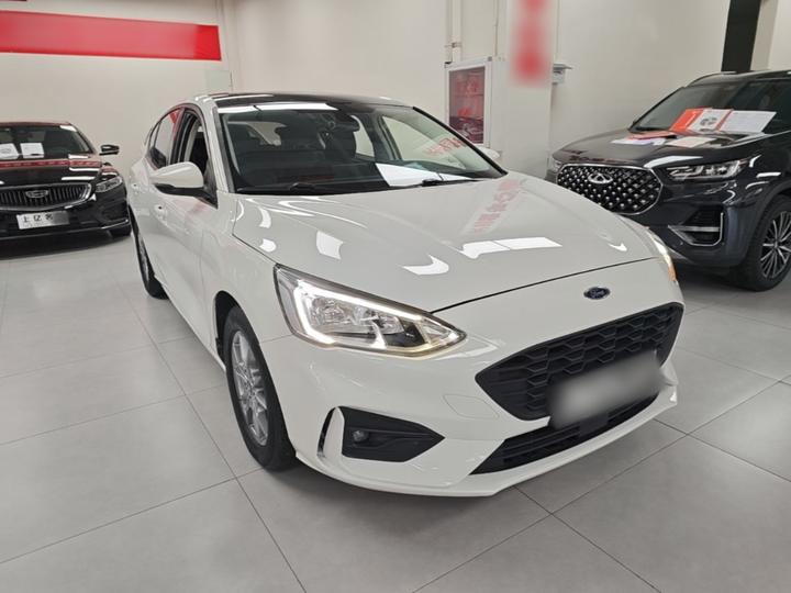 Focus 2020 Hatchback EcoBoost 180 AT photo 3