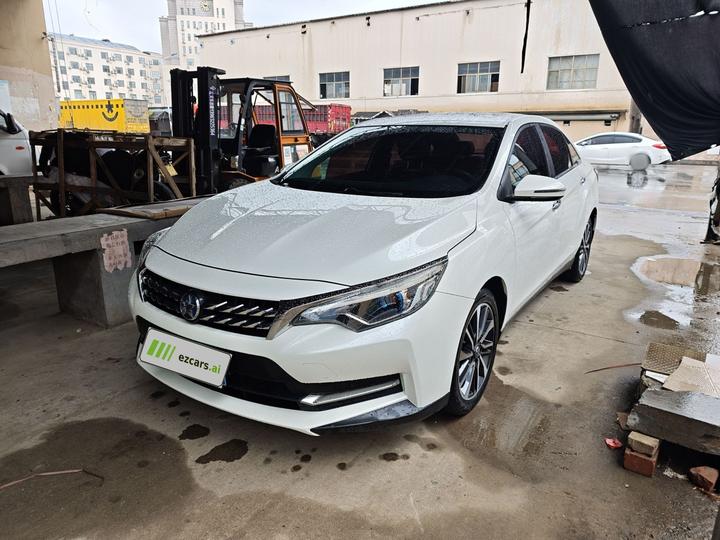 D60 2018 1.6L CVT Connected Luxury