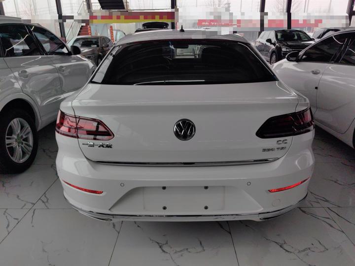 FAW-Volkswagen CC 2019 330TSI China V photo 3