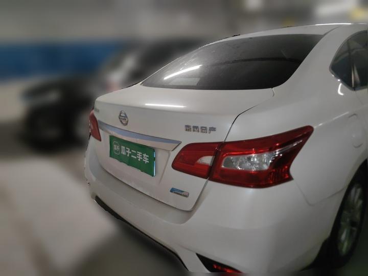 Sylphy 2018 1.6XV CVT Exclusive photo 5