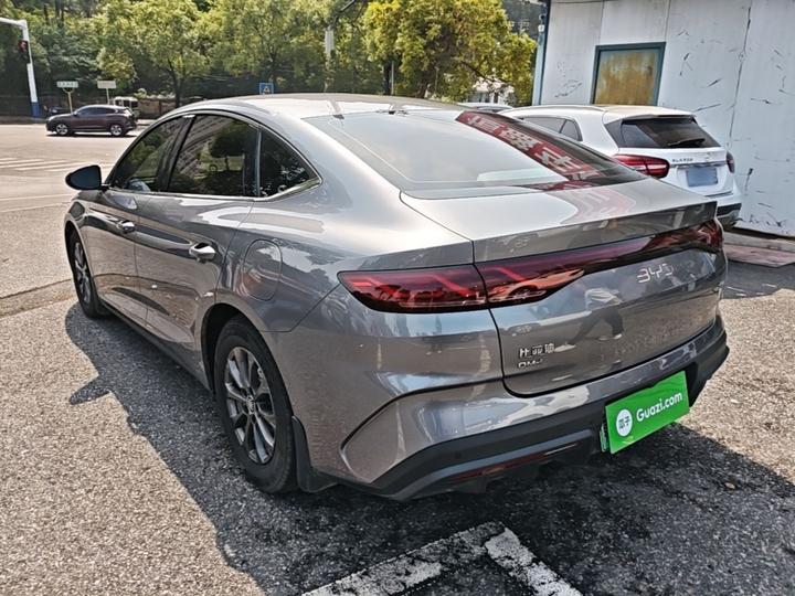 Qin L 2024 DM-i 80KM Leading photo 4