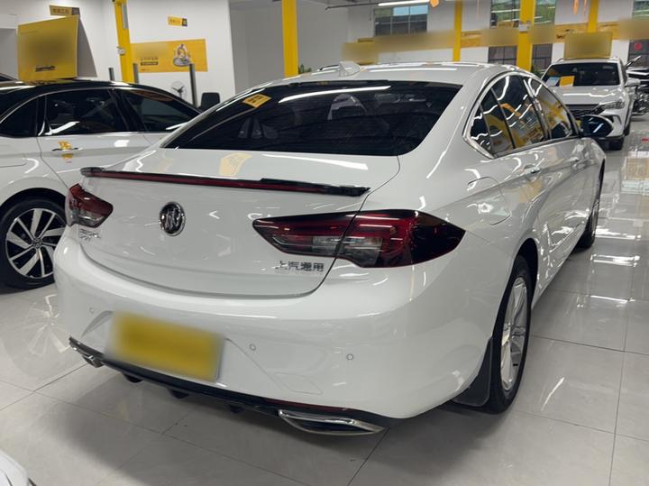Regal 2019 20T Elite China VI photo 4