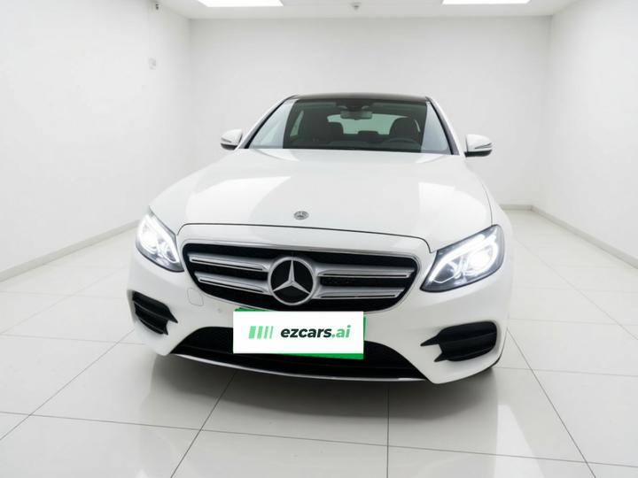 E-Class 2019 Facelift E 300 L Sport Luxury photo 2