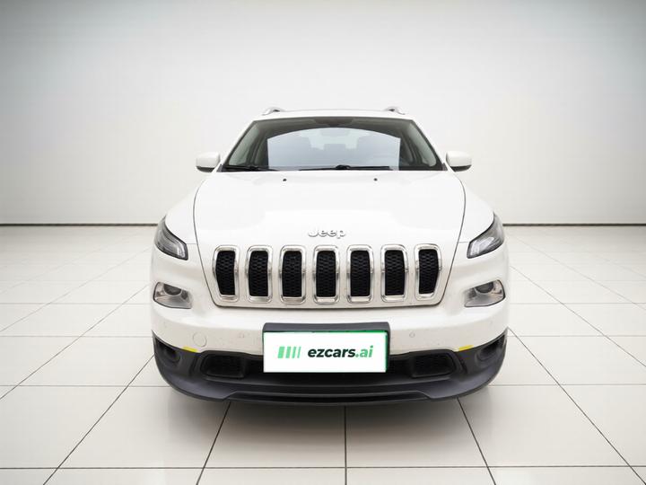 Cherokee 2017 2.0L photo 2