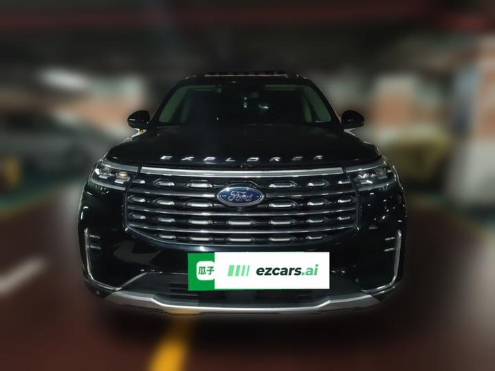 Explorer 2023 EcoBoost 285 AWD Titanium 7-Seater photo 2