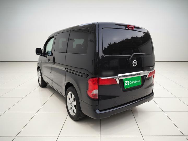 NV200 2010 1.6L Luxury photo 4