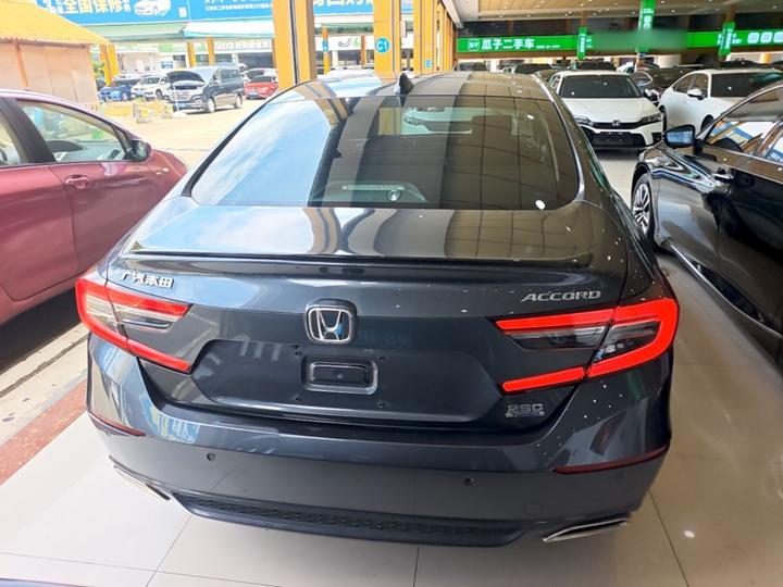 Accord 2022 260TURBO Phantom Night Premium photo 3
