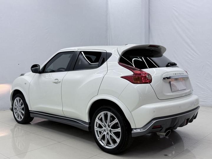 ESQ 2014 1.6L photo 4