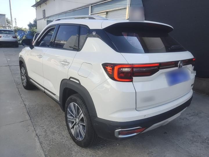 CS35PLUS 2018 1.6L AT China V photo 4