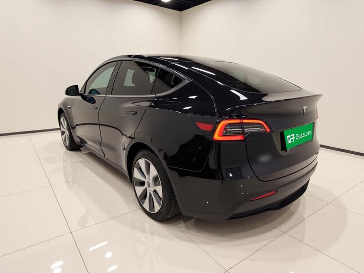 Model Y 2022 Facelift RWD photo 4