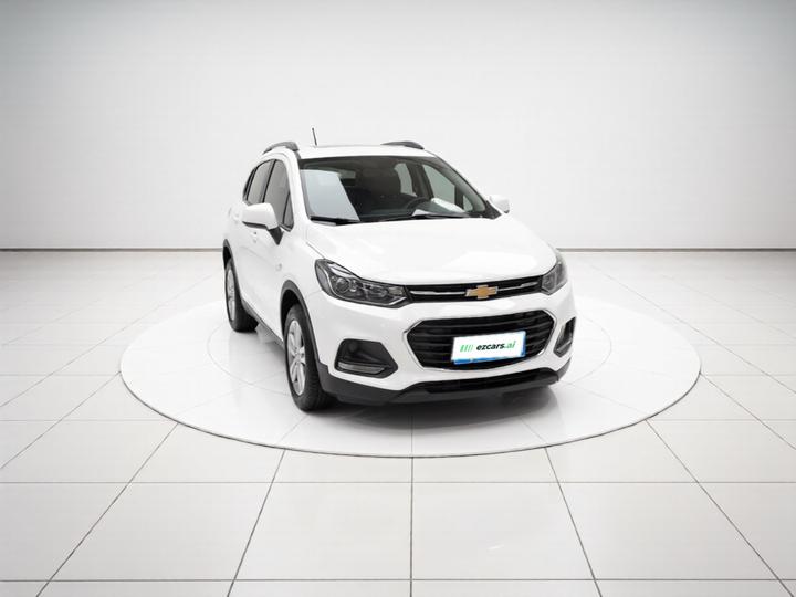 2018 330T MT RWD Comfort photo 3