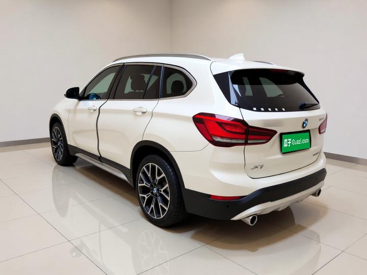 X1 2022 Facelift xDrive25Li Exclusive photo 4