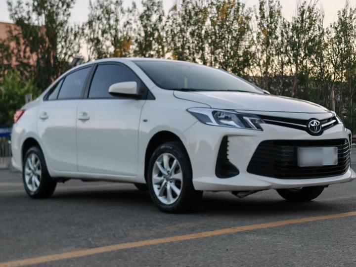 Vios 2021 1.5L CVT photo 3