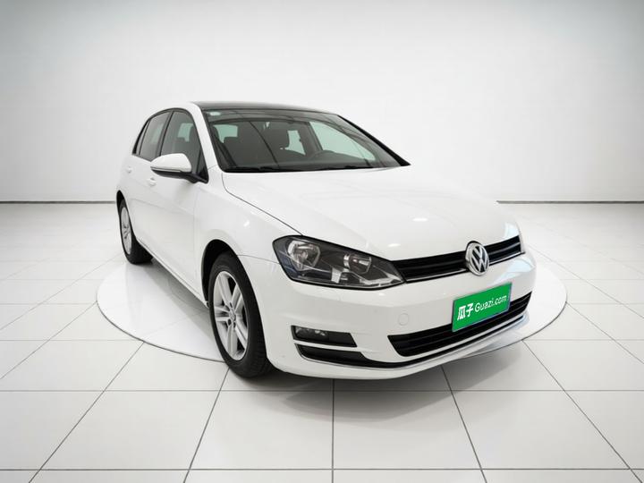 Golf 2016 230TSI AT Comfort photo 3