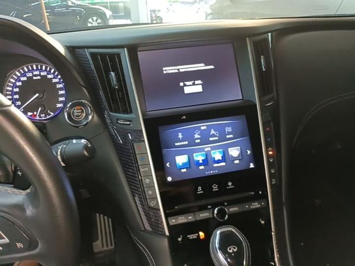 Q60 2019 S 2.0T Luxury Sport photo 8