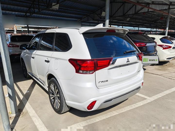 Outlander 2021 Facelift 2.0L RWD Cruise 5-Seater photo 4