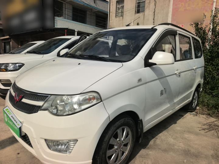 Wuling Hongguang 2014 1.5L S Standard