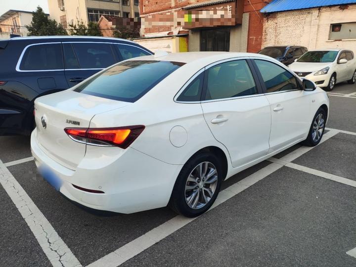 Excelle 2019 18T AT Elite China VI photo 6
