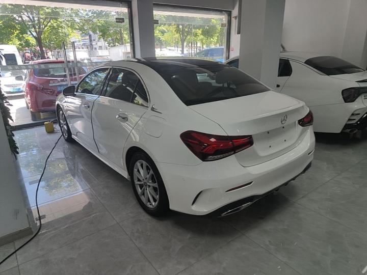 A-Class 2019 A 200 L Sport photo 4