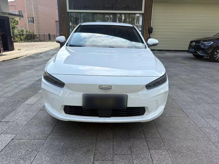 A 2024 500KM photo 2