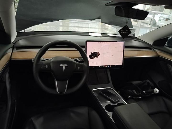 Model 3 2021 Standard Range RWD Upgraded photo 5