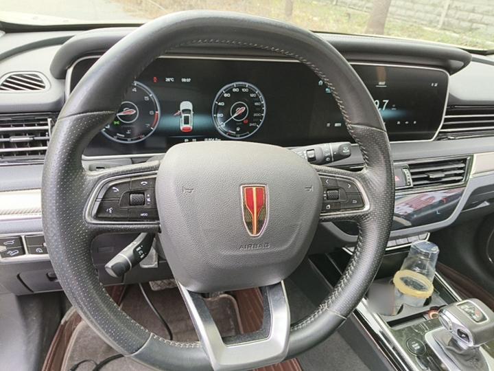 HS5 2019 2.0T Connected AWD photo 2