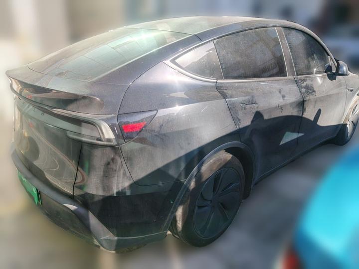 Model Y 2026 RWD photo 4
