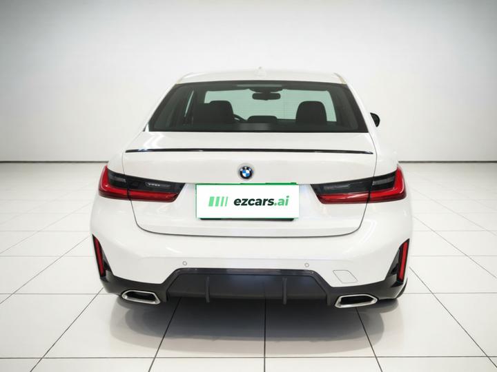 3 Series 2023 320Li M Sport Package photo 3