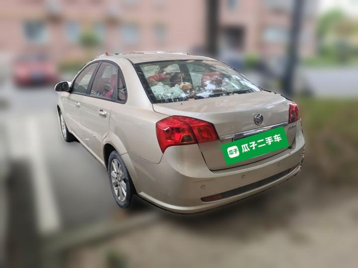 Excelle 2013 1.5L AT Exclusive photo 4