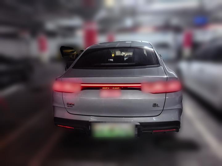 Qin L 2024 DM-i 120KM Leading photo 5
