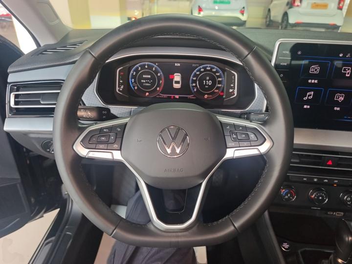 Lavida 2023 1.5L AT photo 3