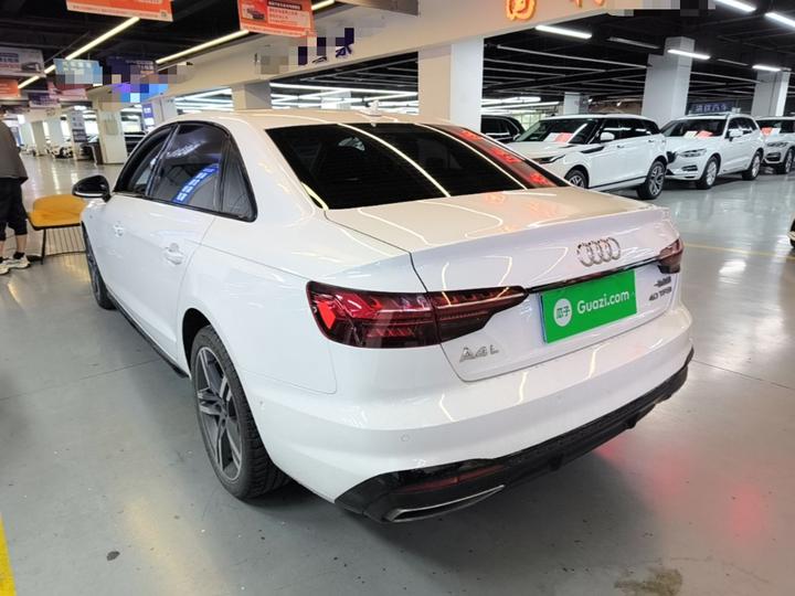 A4L 2022 40 TFSI Luxury Dynamic photo 4