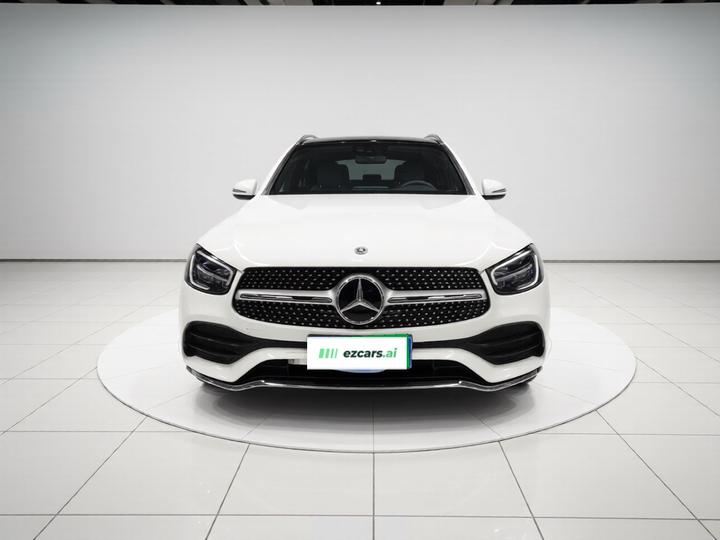 GLC 2021 GLC 260 L 4MATIC Luxury photo 2