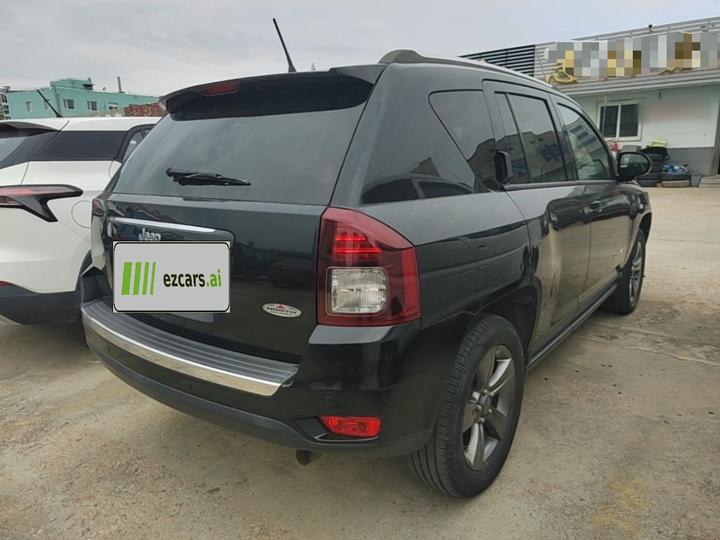 Compass Imported 2014 Facelift 2.4L AWD Comfort photo 4