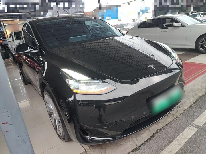 Model Y 2022 Facelift RWD photo 3