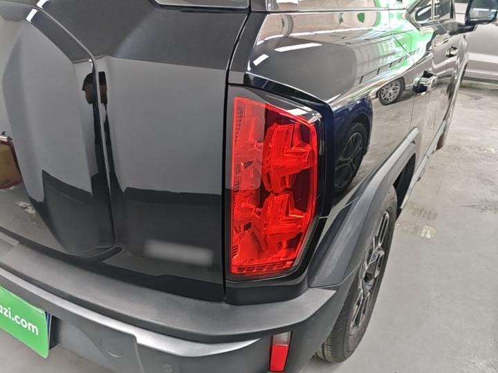 2022 1.5T DCT RWD photo 7