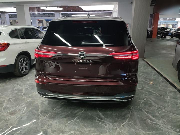 Viloran 2020 380TSI Premium photo 3
