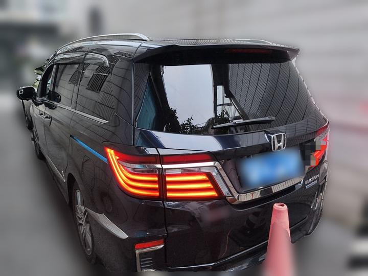 Elysion 2019 2.0L Hybrid Luxury photo 4