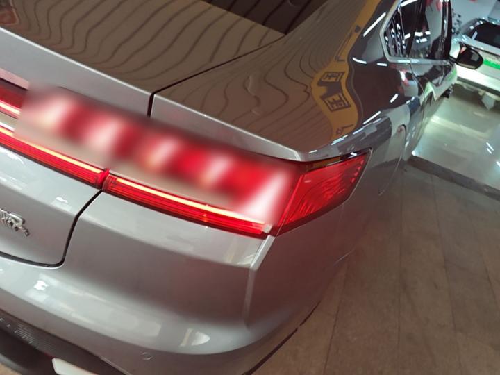 Han 2021 EV Standard Range Luxury photo 7