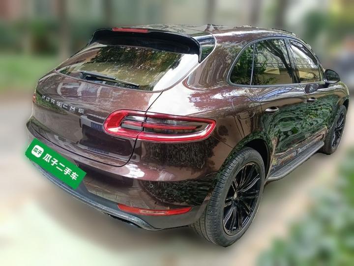 2017 Macan 2.0T photo 6