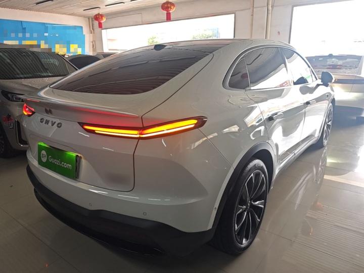 L60 2024 60kWh AWD photo 4