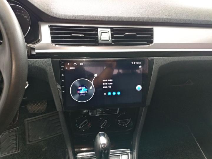 Bora 2016 1.6L AT Comfort photo 8