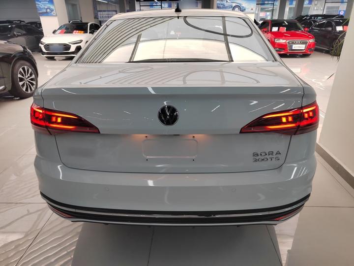 Bora 2024 200TSI DSG Cruise photo 3