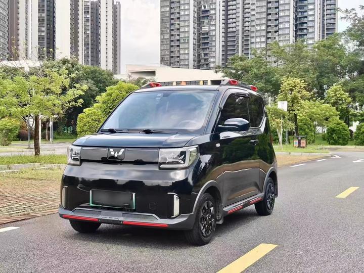 Hongguang MINIEV 2022 GAMEBOY 200km LFP
