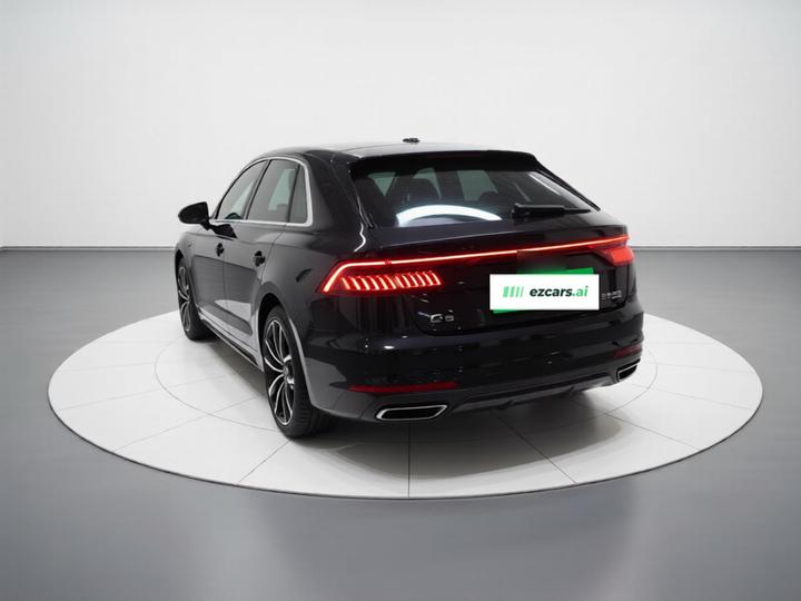 Q8 2022 55 TFSI Luxury Dynamic photo 4