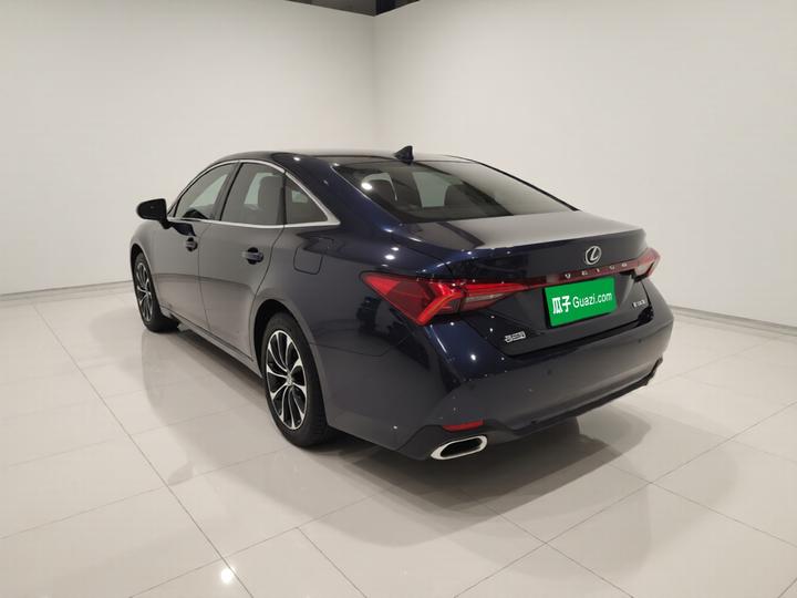 Avalon 2023 2.0L Luxury photo 4