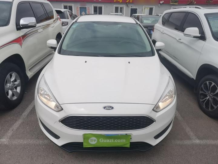 Focus 2018 Hatchback Classic 1.6L AT Comfort photo 2