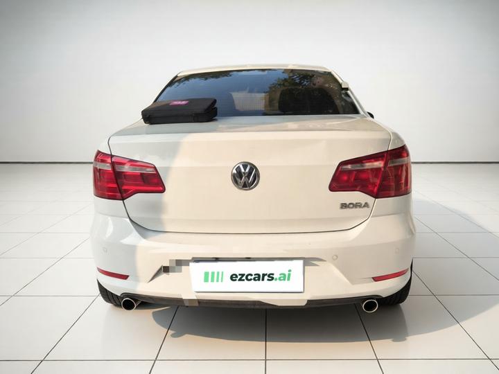 Bora 2014 1.6L MT Comfort photo 3
